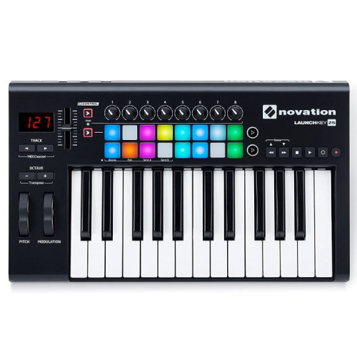 מקלדת שליטה Novation Launchkey 25 MK3